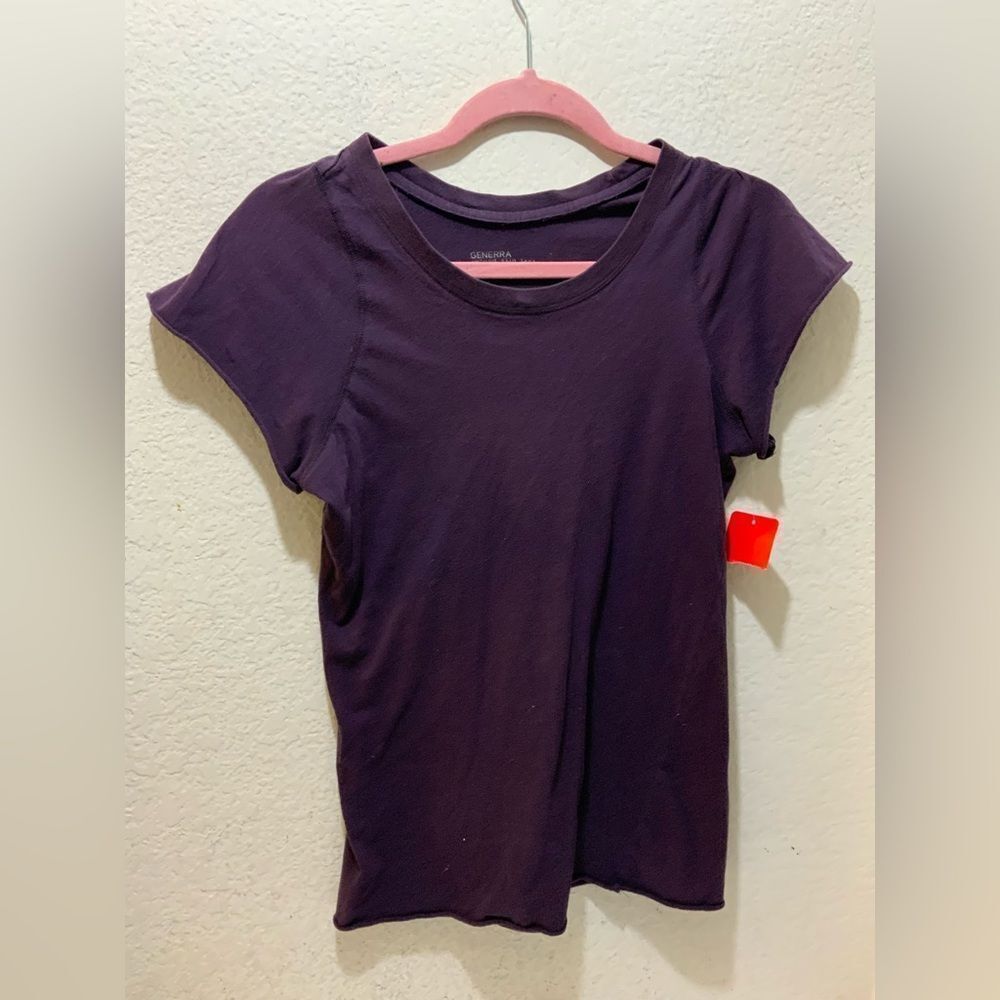Generra second skin size med short  sleeved t-shirt